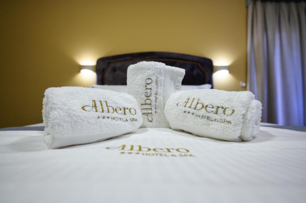 Albero Hotel Perama  Luaran gambar